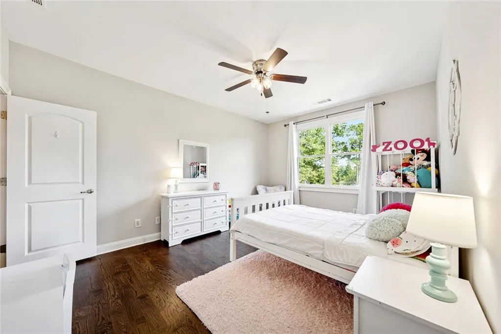 Canton, Georgia 30115, United States, 7 Bedrooms Bedrooms, ,5 BathroomsBathrooms,Residential,Active,167250