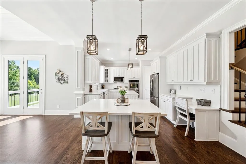 Canton, Georgia 30115, United States, 7 Bedrooms Bedrooms, ,5 BathroomsBathrooms,Residential,Active,167250