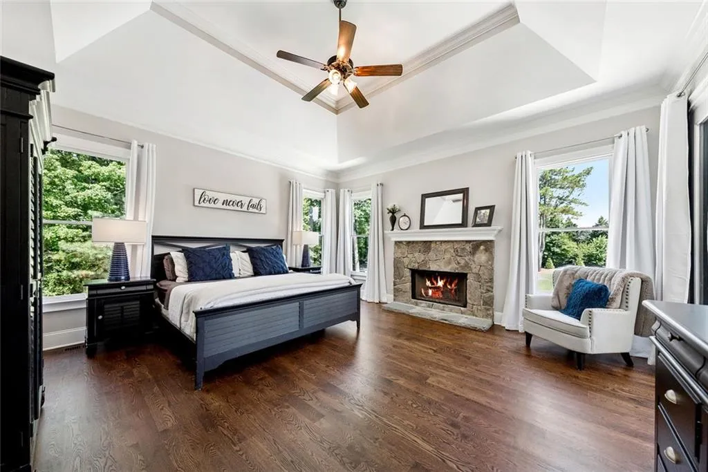 Canton, Georgia 30115, United States, 7 Bedrooms Bedrooms, ,5 BathroomsBathrooms,Residential,Active,167250