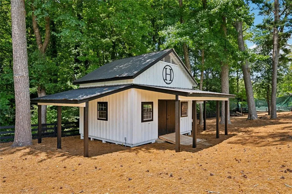 Canton, Georgia 30115, United States, 7 Bedrooms Bedrooms, ,5 BathroomsBathrooms,Residential,Active,167250