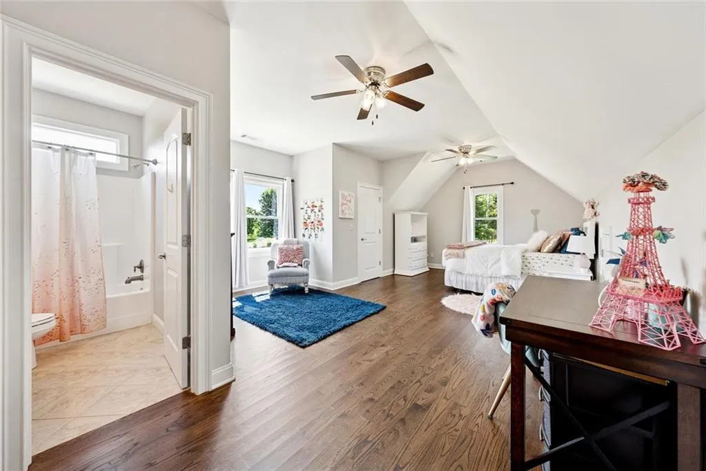 Canton, Georgia 30115, United States, 7 Bedrooms Bedrooms, ,5 BathroomsBathrooms,Residential,Active,167250