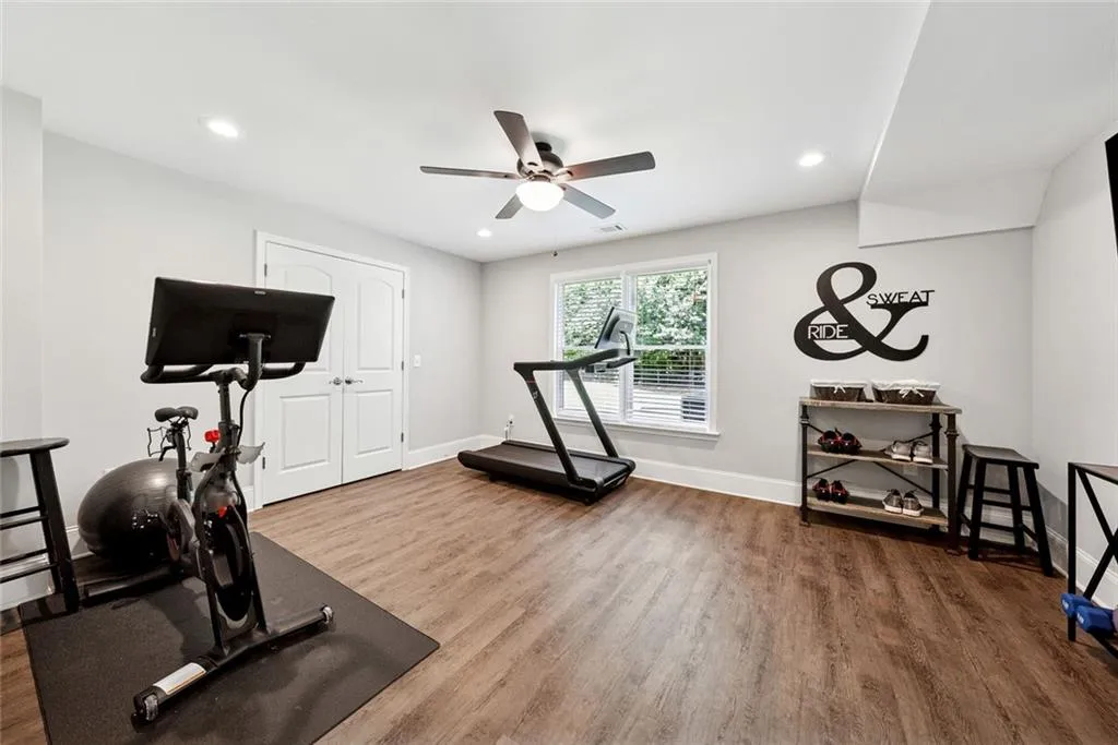 Canton, Georgia 30115, United States, 7 Bedrooms Bedrooms, ,5 BathroomsBathrooms,Residential,Active,167250