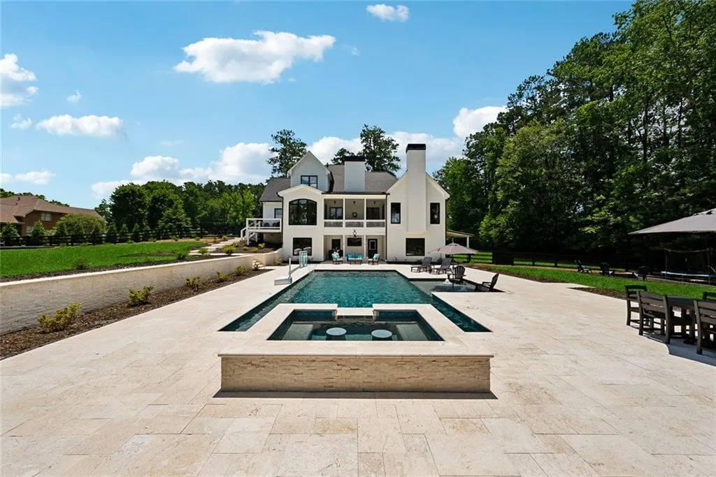 Canton, Georgia 30115, United States, 7 Bedrooms Bedrooms, ,5 BathroomsBathrooms,Residential,Active,167250