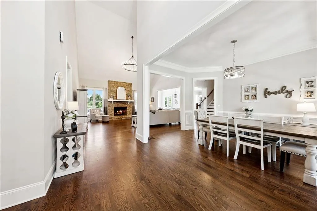 Canton, Georgia 30115, United States, 7 Bedrooms Bedrooms, ,5 BathroomsBathrooms,Residential,Active,167250