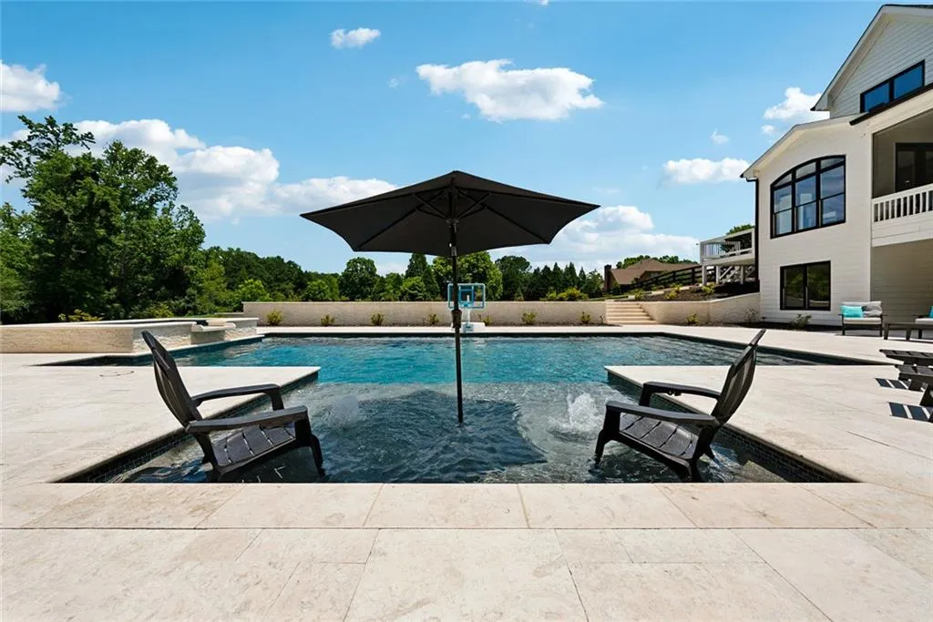 Canton, Georgia 30115, United States, 7 Bedrooms Bedrooms, ,5 BathroomsBathrooms,Residential,Active,167250