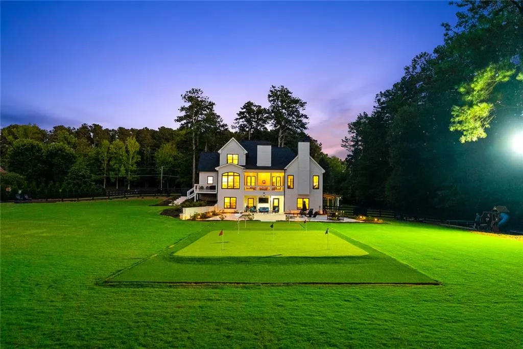 Canton, Georgia 30115, United States, 7 Bedrooms Bedrooms, ,5 BathroomsBathrooms,Residential,Active,167250