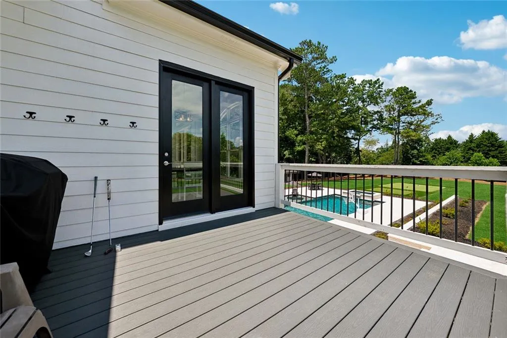 Canton, Georgia 30115, United States, 7 Bedrooms Bedrooms, ,5 BathroomsBathrooms,Residential,Active,167250