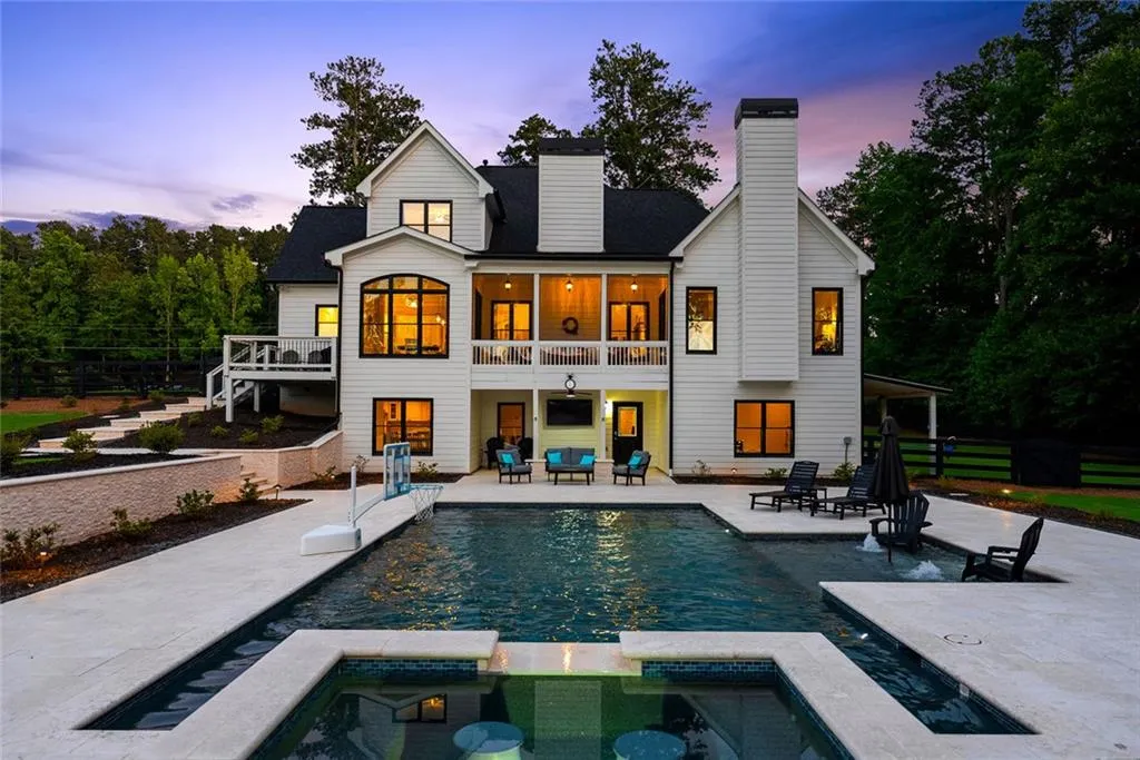 Canton, Georgia 30115, United States, 7 Bedrooms Bedrooms, ,5 BathroomsBathrooms,Residential,Active,167250