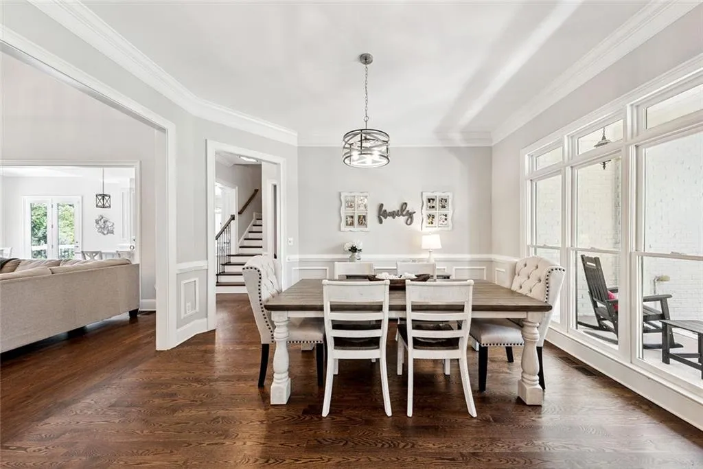 Canton, Georgia 30115, United States, 7 Bedrooms Bedrooms, ,5 BathroomsBathrooms,Residential,Active,167250