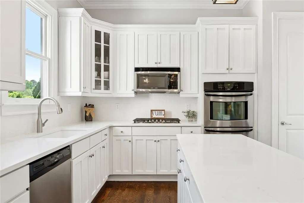 Canton, Georgia 30115, United States, 7 Bedrooms Bedrooms, ,5 BathroomsBathrooms,Residential,Active,167250