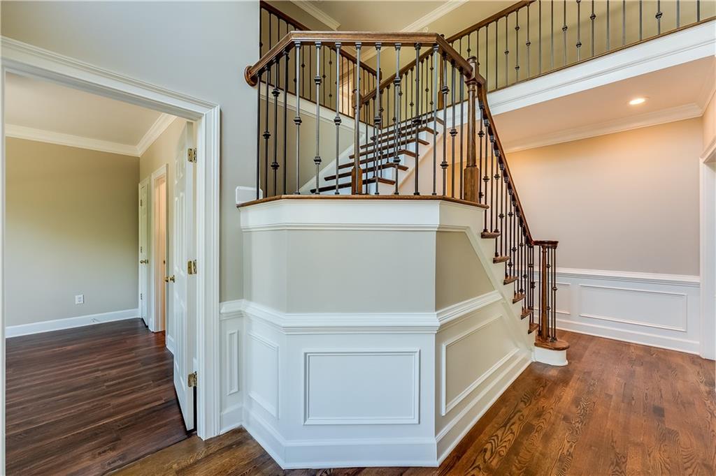 5719 Brookstone Walk NW