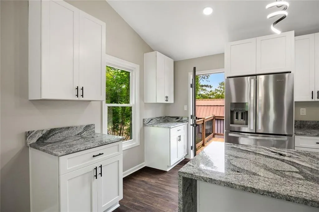 Acworth, Georgia 30101, United States, 3 Bedrooms Bedrooms, ,2 BathroomsBathrooms,Residential,Active,135069