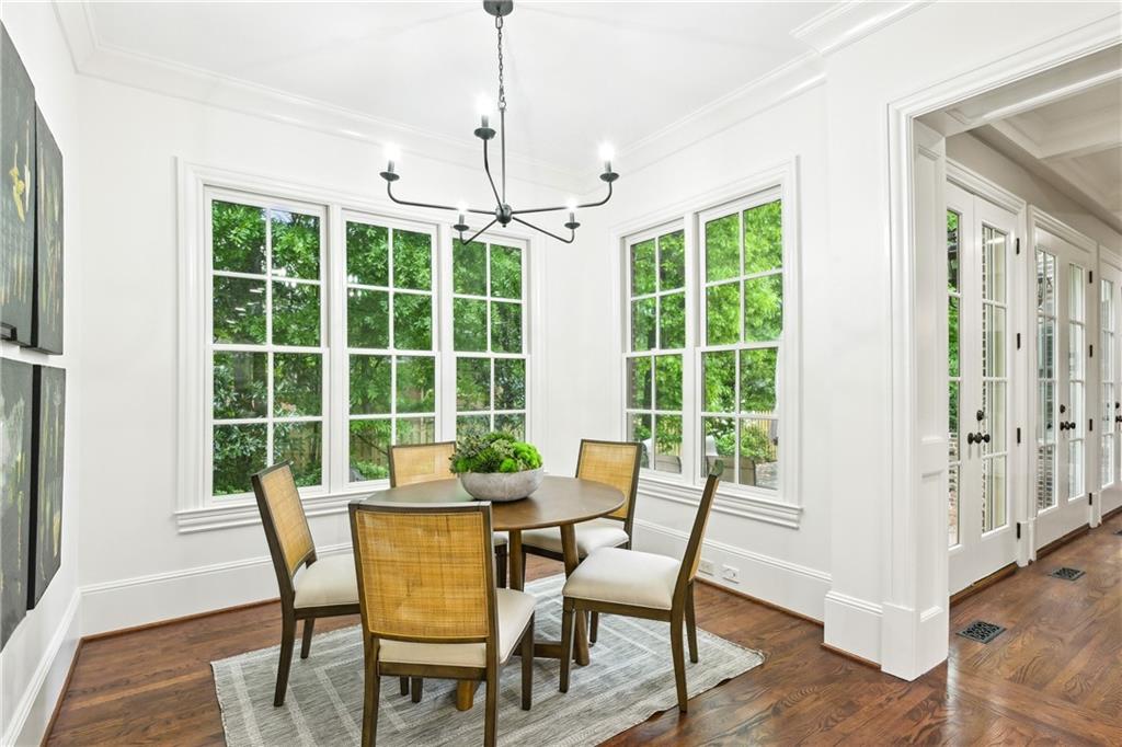 385 Laurel Chase Court, Atlanta, Georgia image 10