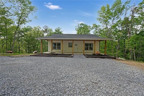 2562 Ravencliff Road Talking Rock GA 30175