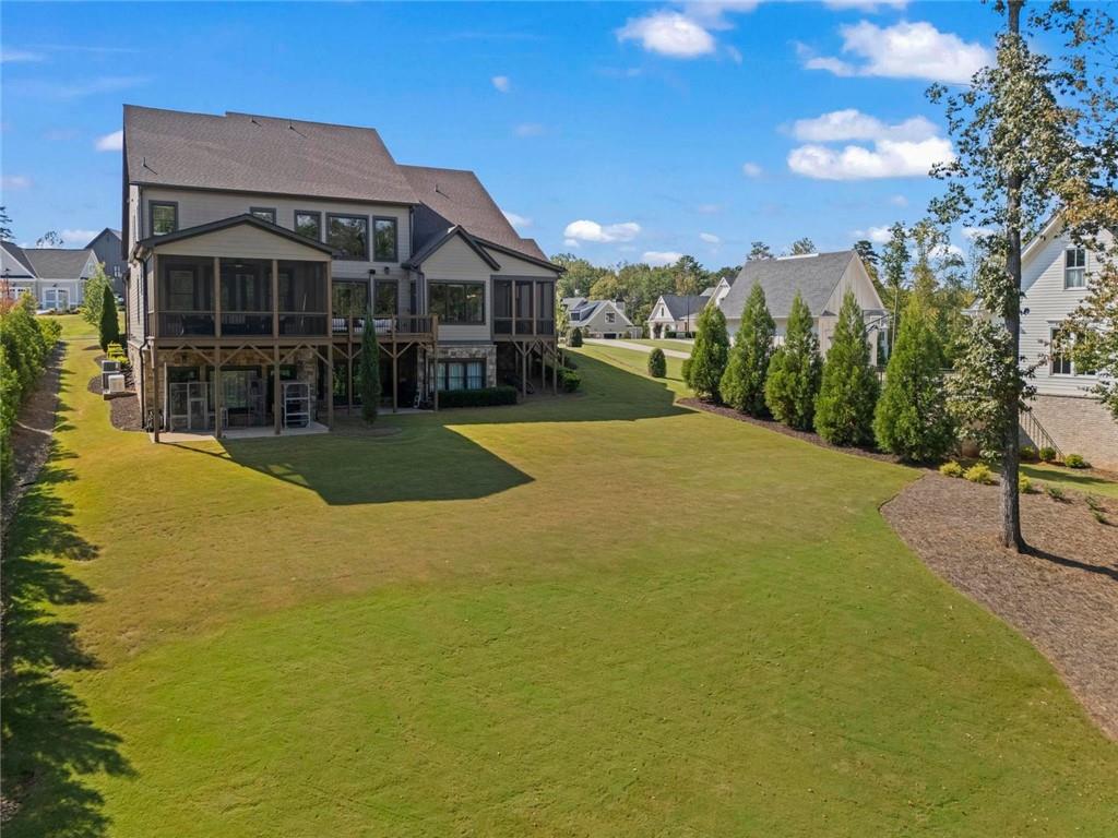 Hickory Lakeside - Residential