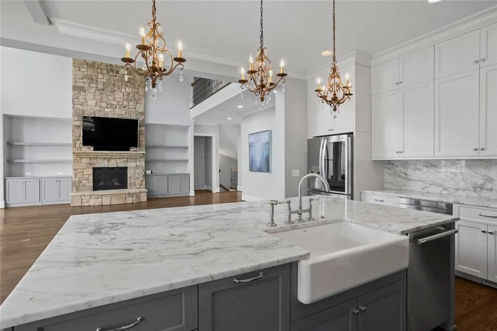 Cumming, Georgia 30041, United States, 5 Bedrooms Bedrooms, ,6 BathroomsBathrooms,Residential,Coming Soon,199791