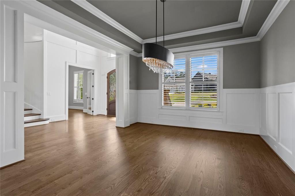 Hickory Lakeside - Residential