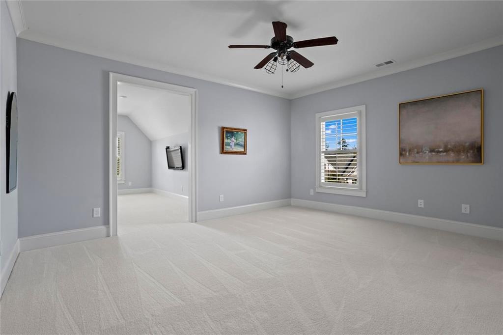 Hickory Lakeside - Residential