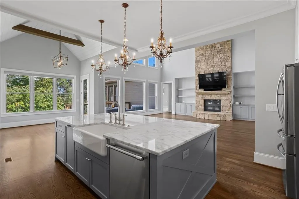 Cumming, Georgia 30041, United States, 5 Bedrooms Bedrooms, ,6 BathroomsBathrooms,Residential,Coming Soon,199791