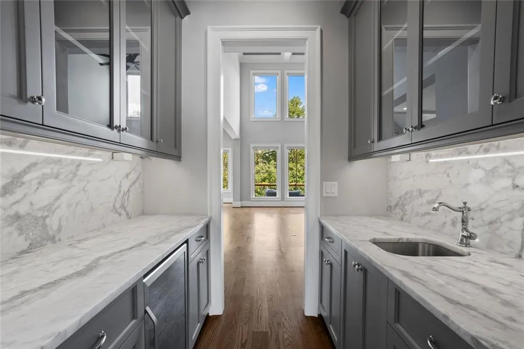 Cumming, Georgia 30041, United States, 5 Bedrooms Bedrooms, ,6 BathroomsBathrooms,Residential,Coming Soon,199791