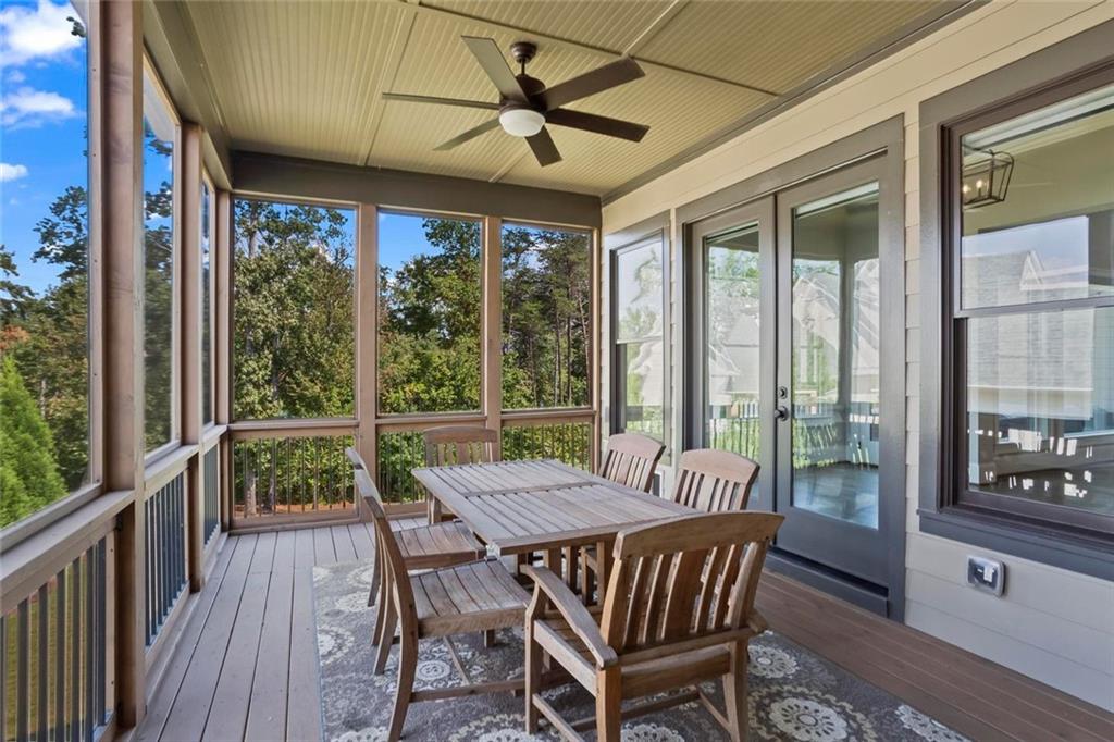 Hickory Lakeside - Residential