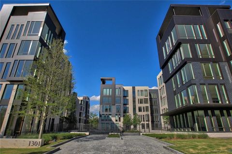 Photo of 1301 Peachtree Street NE #2G, Atlanta, GA 30309 (MLS # 7652030)