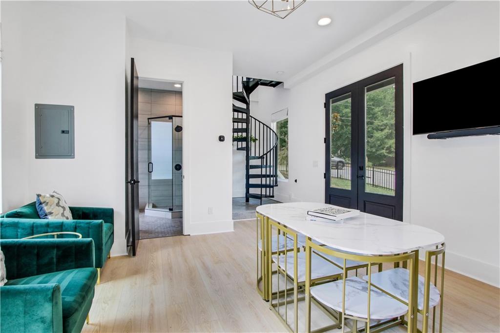 Woodstock Downtown - Residential