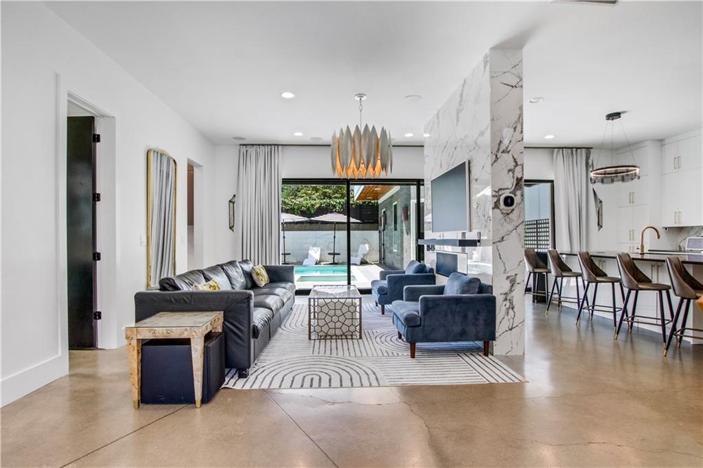 Woodstock Downtown - Residential