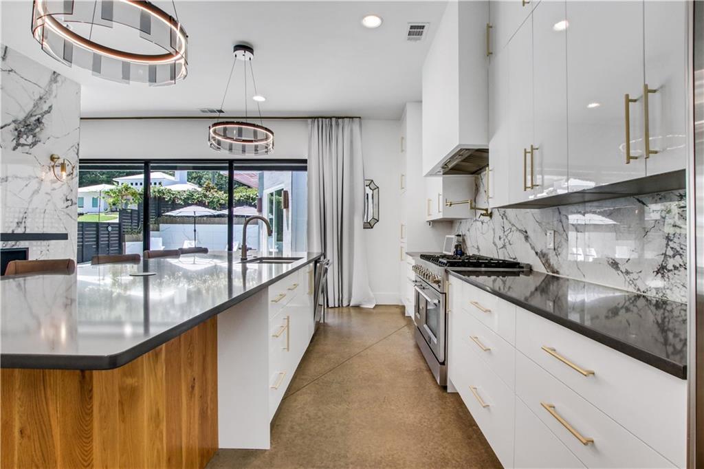 Woodstock Downtown - Residential