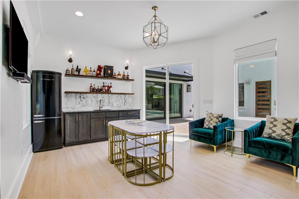 Woodstock Downtown - Residential