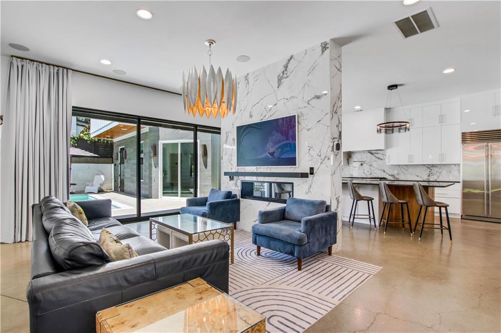 Woodstock Downtown - Residential