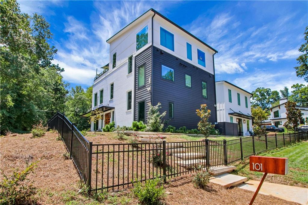 Woodstock Downtown - Residential