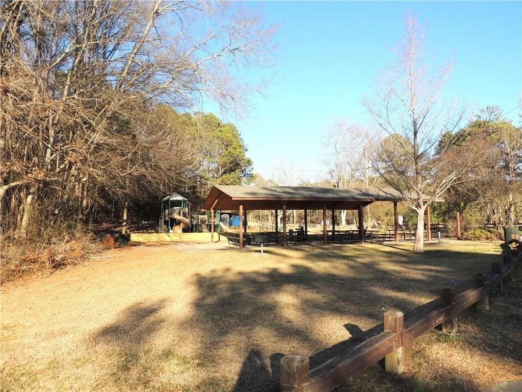 Canton, Georgia 30114, United States, 3 Bedrooms Bedrooms, ,3 BathroomsBathrooms,Residential,Active,76729