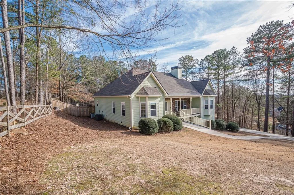 Canton, Georgia 30114, United States, 3 Bedrooms Bedrooms, ,3 BathroomsBathrooms,Residential,Active,76729