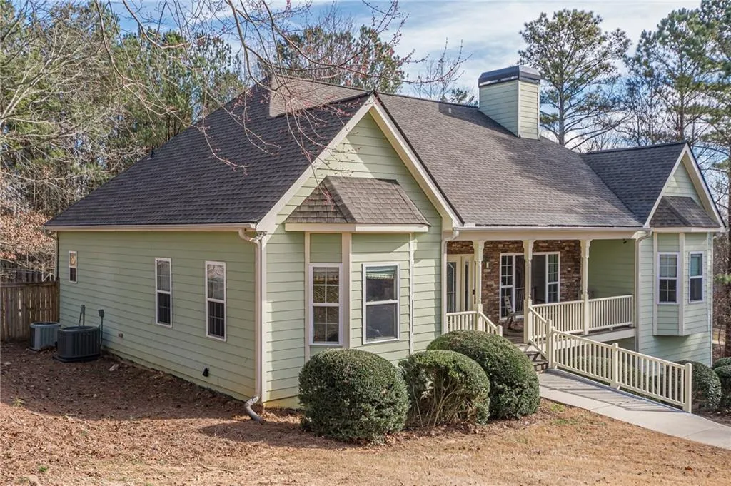 Canton, Georgia 30114, United States, 3 Bedrooms Bedrooms, ,3 BathroomsBathrooms,Residential,Active,76729