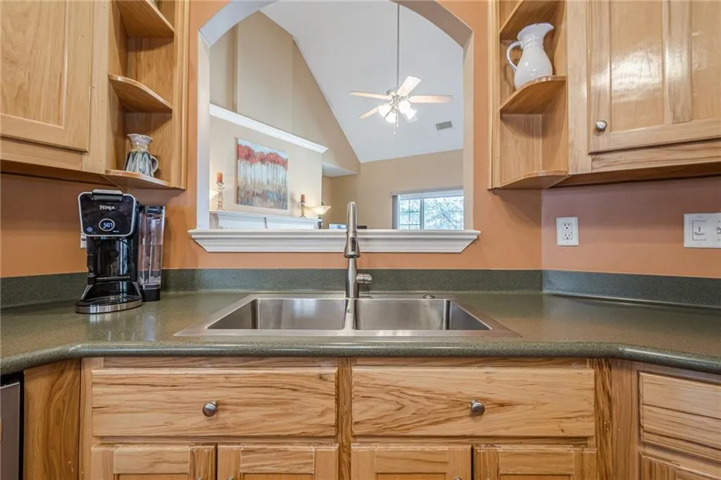 Canton, Georgia 30114, United States, 3 Bedrooms Bedrooms, ,3 BathroomsBathrooms,Residential,Active,76729