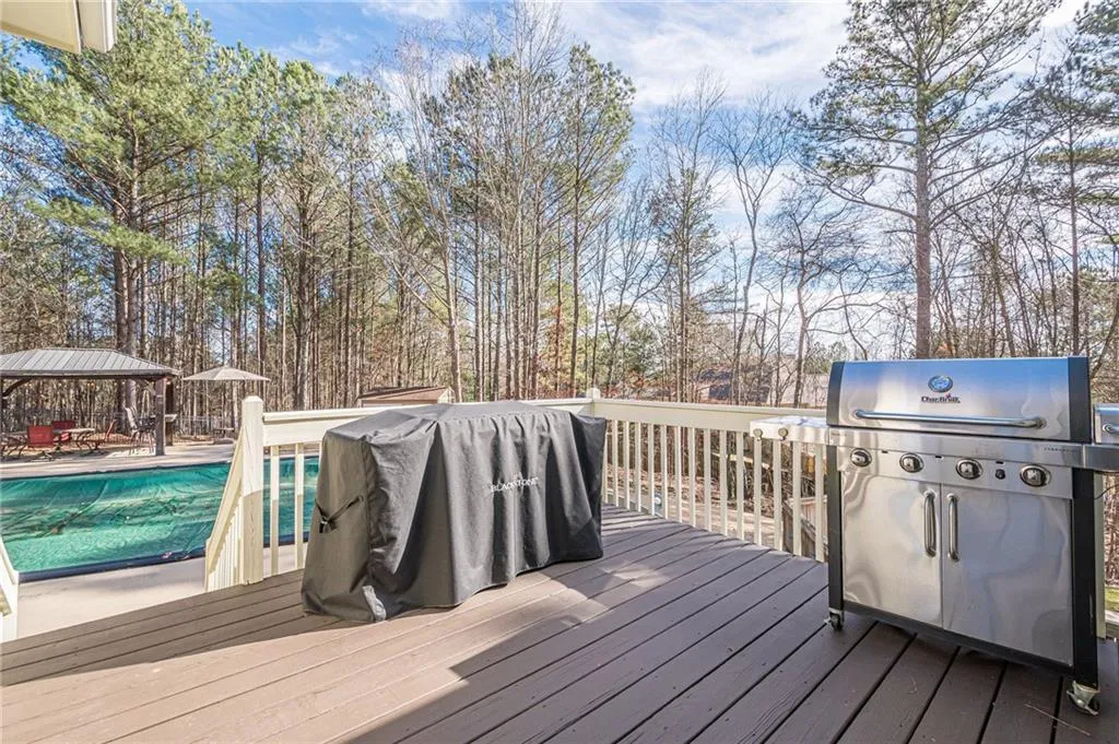 Canton, Georgia 30114, United States, 3 Bedrooms Bedrooms, ,3 BathroomsBathrooms,Residential,Active,76729