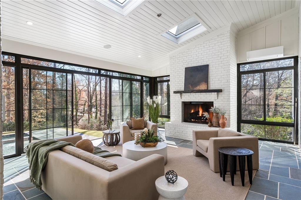 4555 Mystic Drive, Atlanta, Georgia image 34