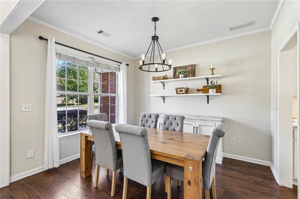 5052 Raventhorpe Court