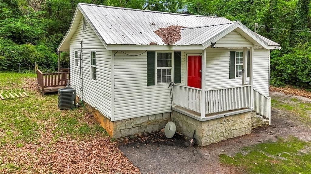 281 Valley Lake Drive