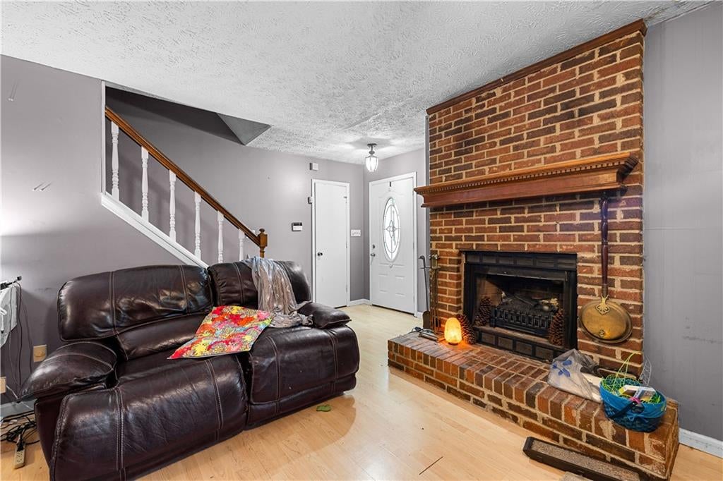 9330 Hidden Hollow Trail