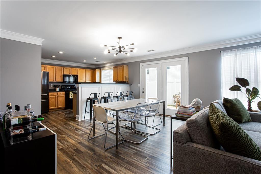 3663 Roseman Landing