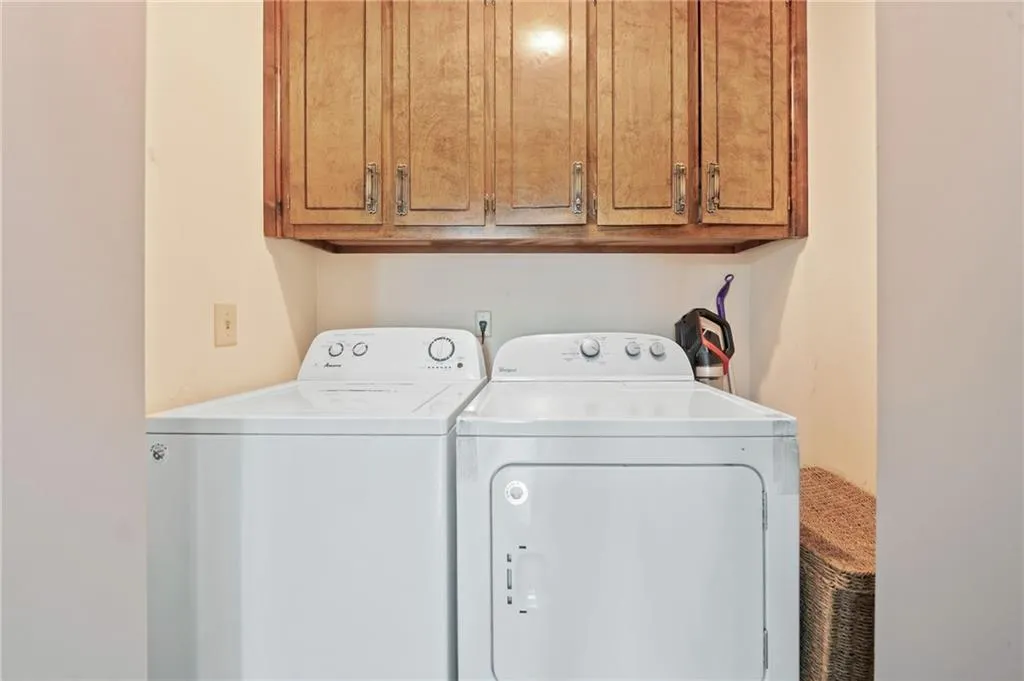 Kennesaw, Georgia 30152, United States, 3 Bedrooms Bedrooms, ,2 BathroomsBathrooms,Residential,Active,125976