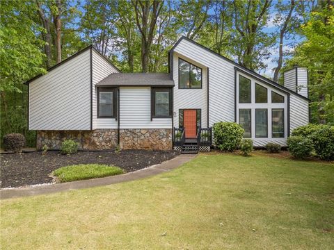 4514 Creekwood Circle NW Kennesaw GA 30152