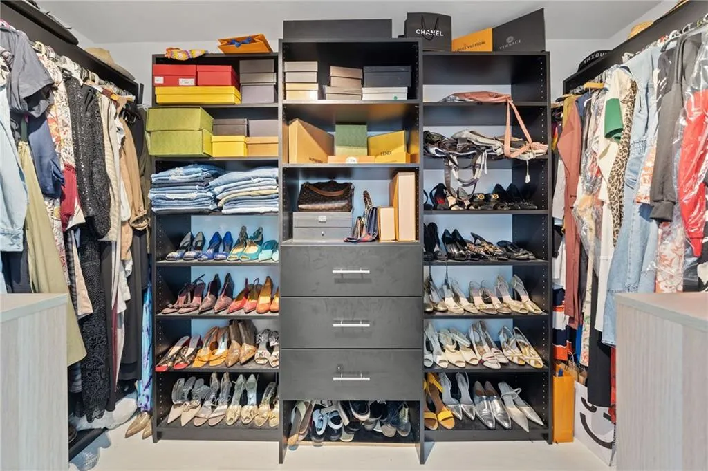 Kennesaw, Georgia 30152, United States, 3 Bedrooms Bedrooms, ,2 BathroomsBathrooms,Residential,Active,125976