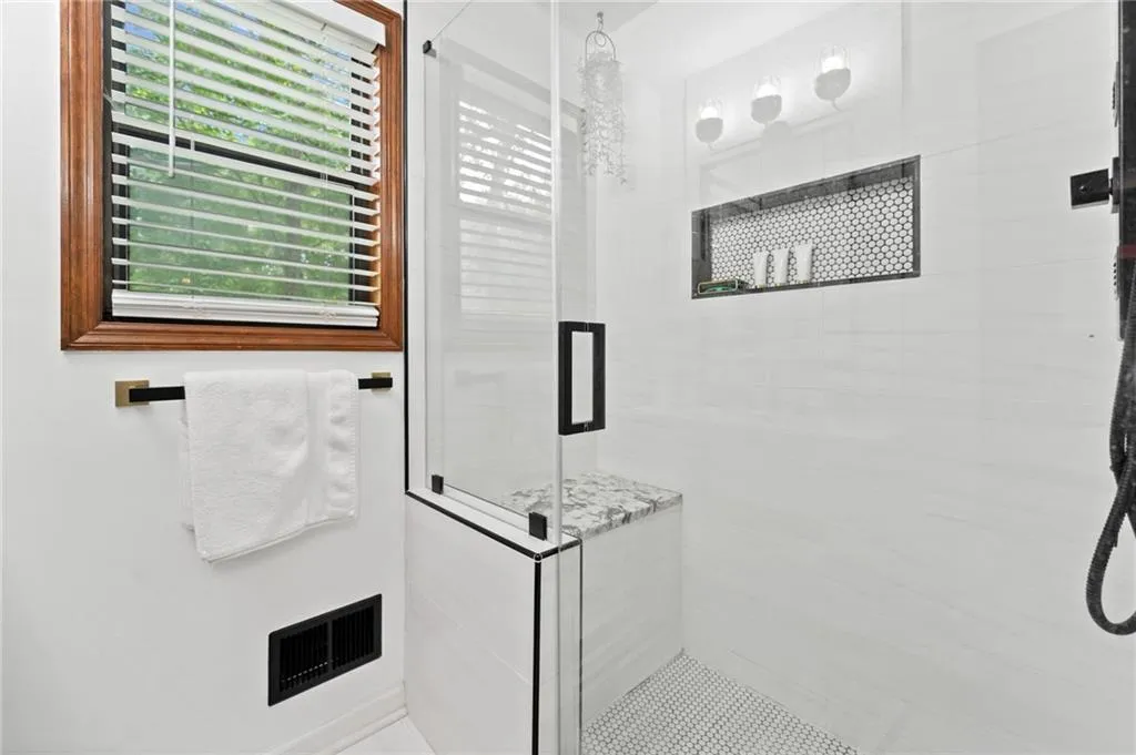 Kennesaw, Georgia 30152, United States, 3 Bedrooms Bedrooms, ,2 BathroomsBathrooms,Residential,Active,125976