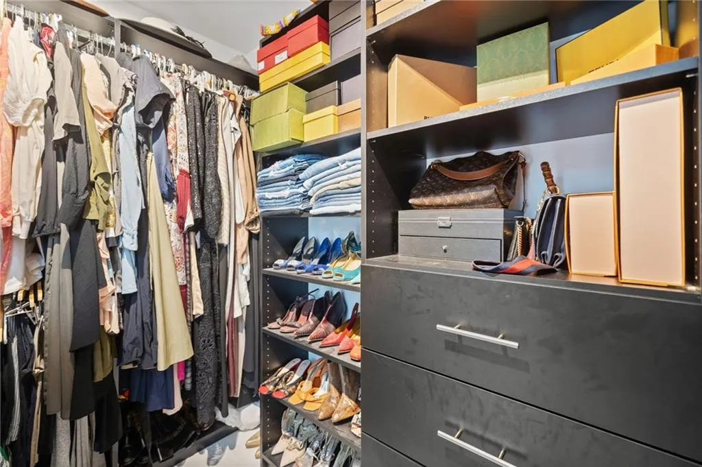 Kennesaw, Georgia 30152, United States, 3 Bedrooms Bedrooms, ,2 BathroomsBathrooms,Residential,Active,125976