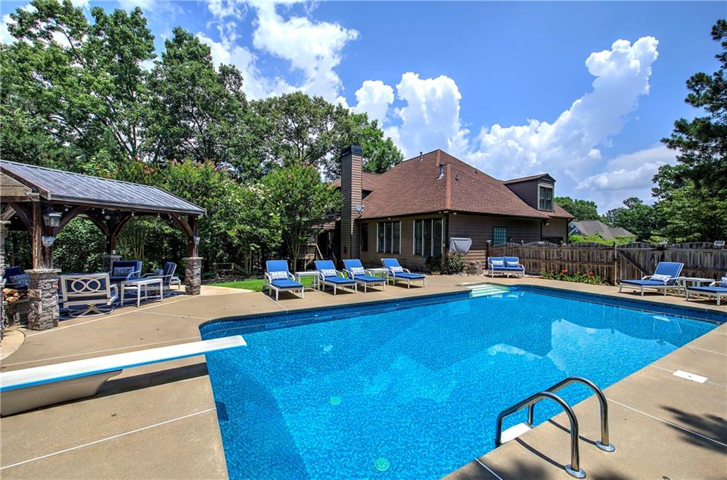 213 Montana Way
