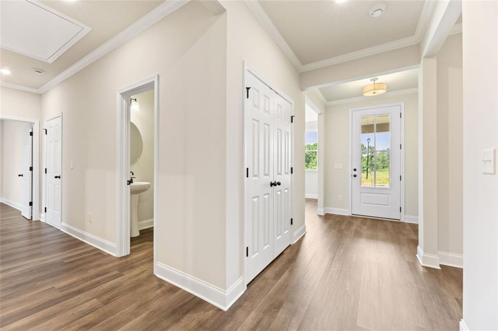 537 Grand Wehunt Drive