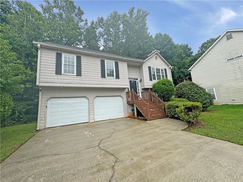 A home in Powder Springs